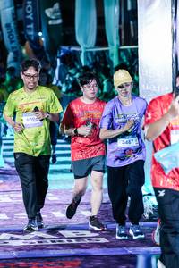 BIB: 
                            <button type="button" onclick="openModal(26332638)" class="btn btn-primary btn-sm float-right btn-popup" data-toggle="modal" data-target=".modal-high-quality">
                        <i class="fas fa-shopping-cart"></i> Add to Cart
                    </button>
                                            <button type="button" onclick="isThisMe(26332638, true)" class="btn btn-success btn-sm float-right btn-popup btn-isme hidden" data-toggle="tooltip" data-placement="bottom" title="นี่คือรูปของคุณใช่ไหม คลิกที่นี่เพื่อเอาเข้าอัลบั้ม">
                        <i class="fas fa-plus"></i> Add to album
                    </button>
                    <button type="button" onclick="isThisMe(26332638, false)" class="btn btn-warning btn-sm float-right btn-popup btn-isnotme hidden">
                        <i class="fas fa-ban"></i> Remove from album
                    </button>